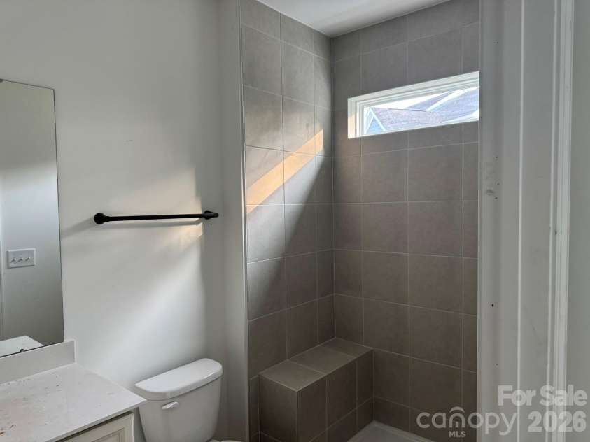 7001 Bil-Mar Drive, Harrisburg, NC 28075.  MLS# CAR4376666, YatesRealty ID 24474. Guest Bath