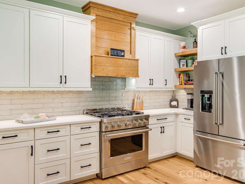 30 Shipman Parkway, Flat Rock, NC 28731.  MLS# CAR4384469, YatesRealty ID 24475. 