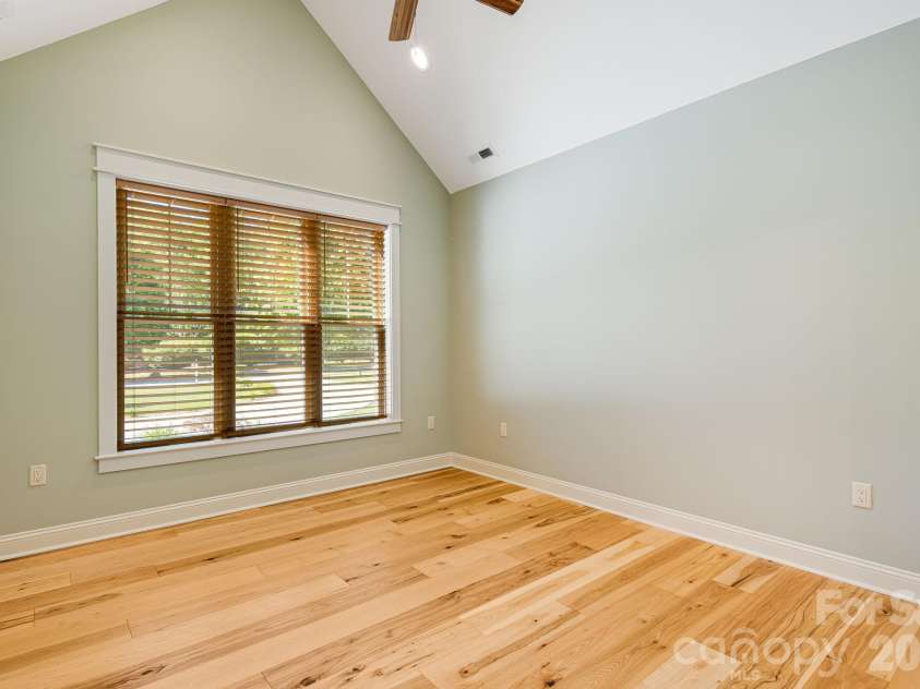 30 Shipman Parkway, Flat Rock, NC 28731.  MLS# CAR4384469, YatesRealty ID 24475. 