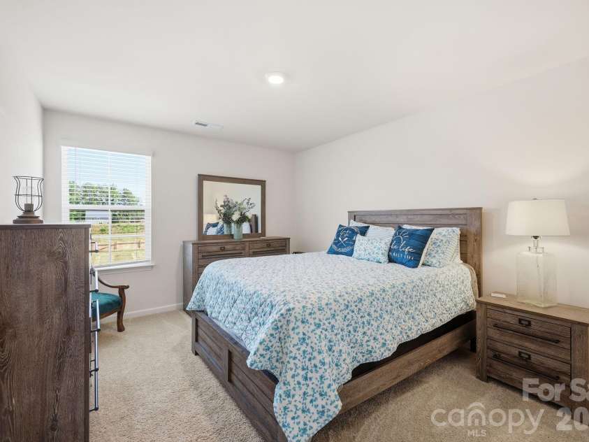 1276 Hickory Point Drive, Lexington, NC 27292.  MLS# CAR4385387, YatesRealty ID 24476. 