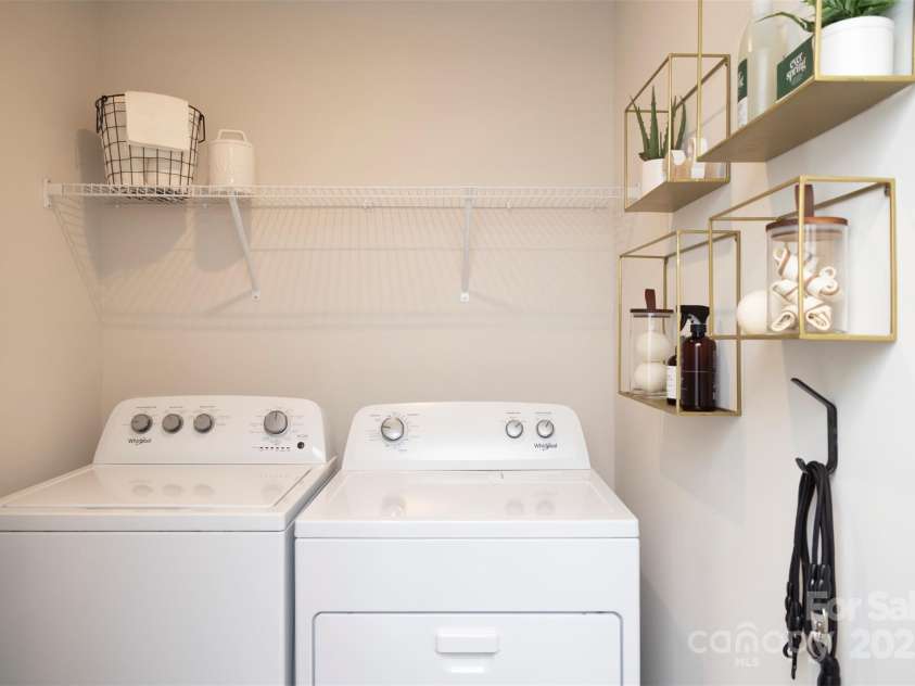 7209 Hodges Meadow Lane, Charlotte, NC 28213.  MLS# CAR4279016, YatesRealty ID 24476. Laundry Room