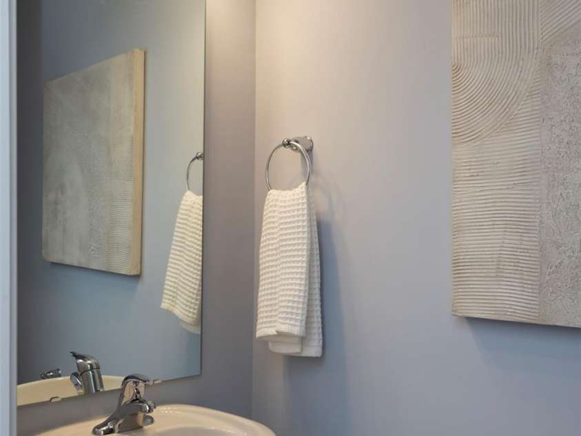 7209 Hodges Meadow Lane, Charlotte, NC 28213.  MLS# CAR4279016, YatesRealty ID 24476. Powder room