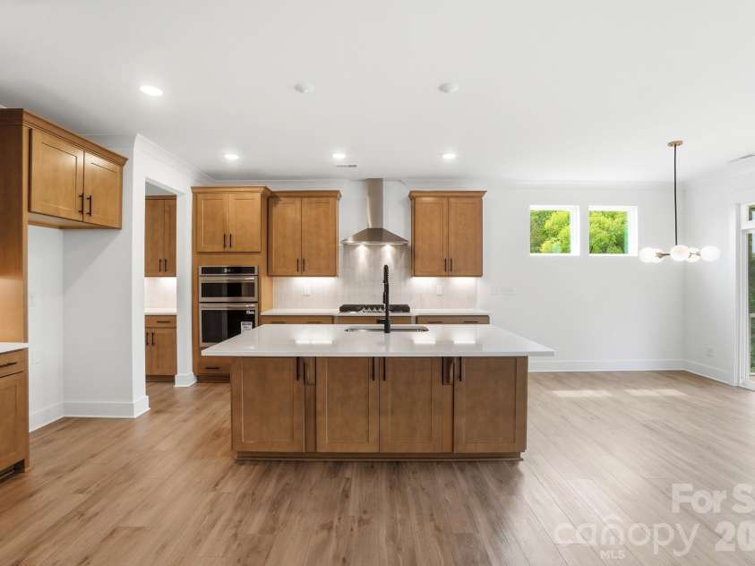 1367 Knob Creek Drive, Gastonia, NC 28054.  MLS# CAR4326656, YatesRealty ID 24477. Kitchen