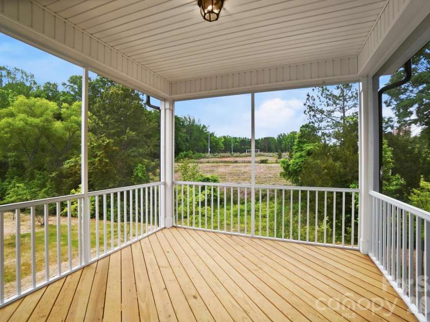 1367 Knob Creek Drive, Gastonia, NC 28054.  MLS# CAR4326656, YatesRealty ID 24477. Screened in deck