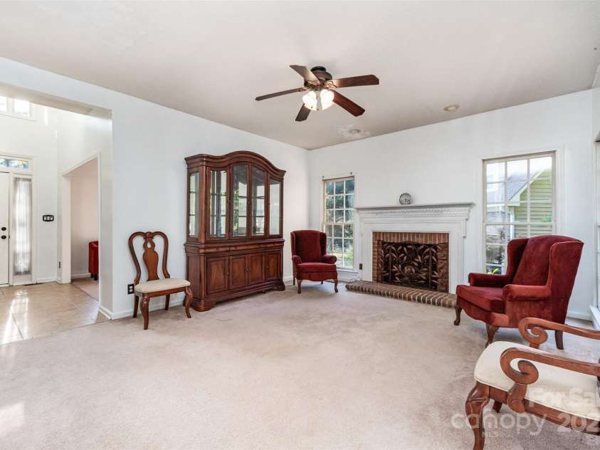 10912 Partridge Cross Lane, Charlotte, NC 28214.  MLS# CAR4303529, YatesRealty ID 2448. 