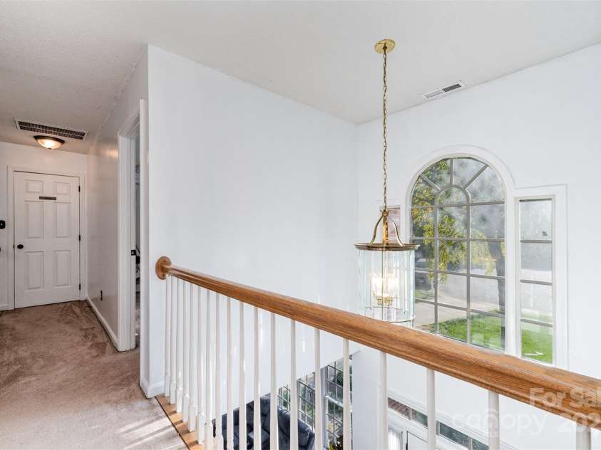 10912 Partridge Cross Lane, Charlotte, NC 28214.  MLS# CAR4303529, YatesRealty ID 2448. 