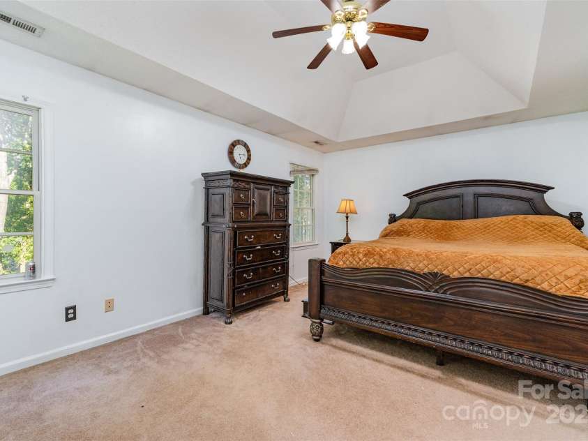 10912 Partridge Cross Lane, Charlotte, NC 28214.  MLS# CAR4303529, YatesRealty ID 2448. 