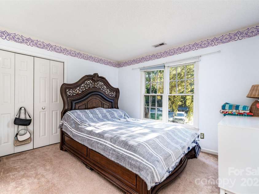 10912 Partridge Cross Lane, Charlotte, NC 28214.  MLS# CAR4303529, YatesRealty ID 2448. 