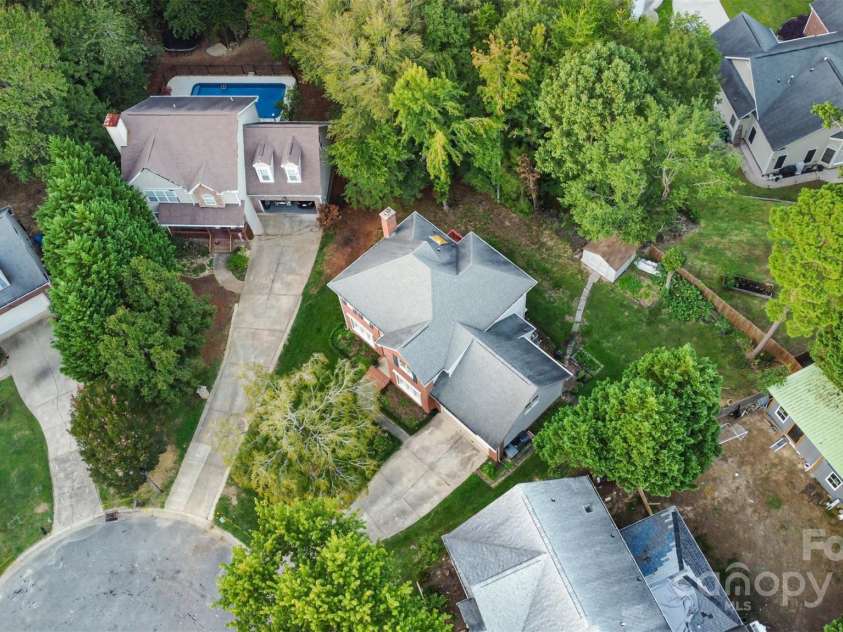 10912 Partridge Cross Lane, Charlotte, NC 28214.  MLS# CAR4303529, YatesRealty ID 2448. 