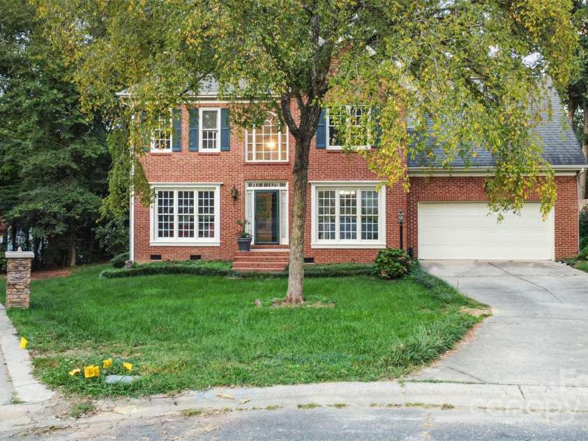 10912 Partridge Cross Lane, Charlotte, NC 28214.  MLS# CAR4303529, YatesRealty ID 2448. 