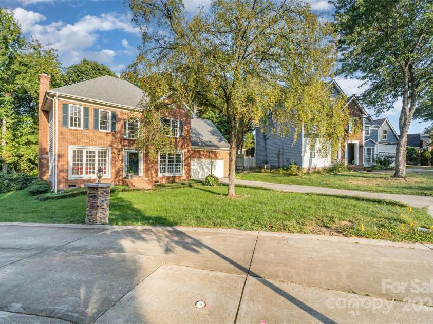 10912 Partridge Cross Lane, Charlotte, NC 28214.  MLS# CAR4303529, YatesRealty ID 2448. 