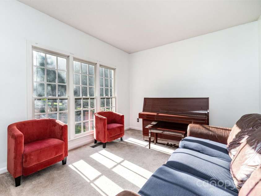 10912 Partridge Cross Lane, Charlotte, NC 28214.  MLS# CAR4303529, YatesRealty ID 2448. 