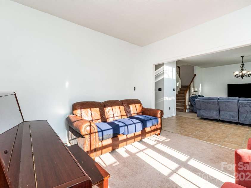 10912 Partridge Cross Lane, Charlotte, NC 28214.  MLS# CAR4303529, YatesRealty ID 2448. 