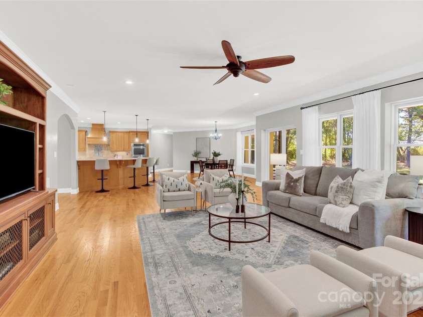 148 Castle Drive, Mooresville, NC 28117.  MLS# CAR4312890, YatesRealty ID 2448. 