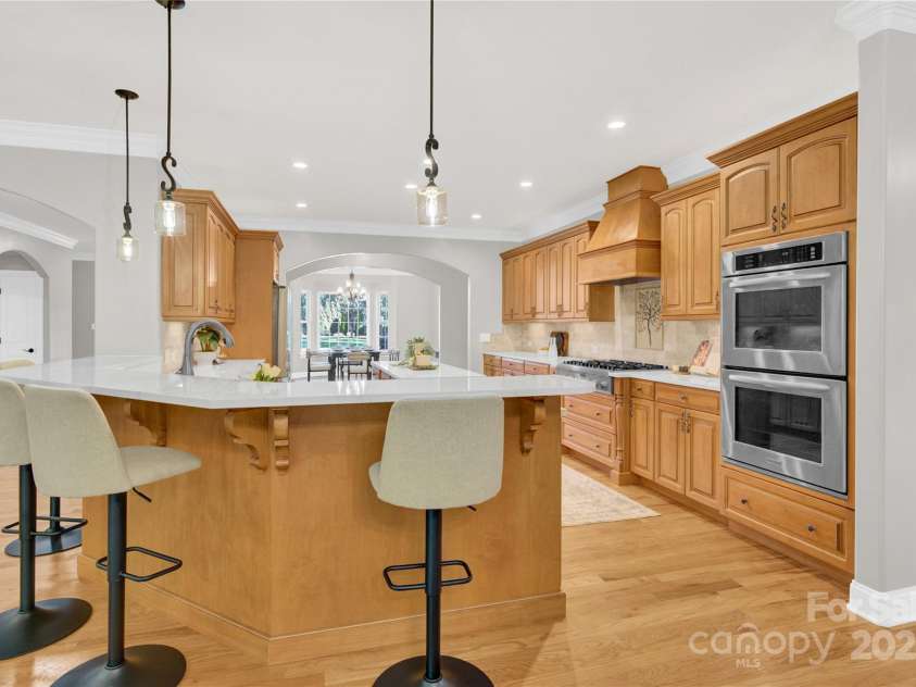 148 Castle Drive, Mooresville, NC 28117.  MLS# CAR4312890, YatesRealty ID 2448. 