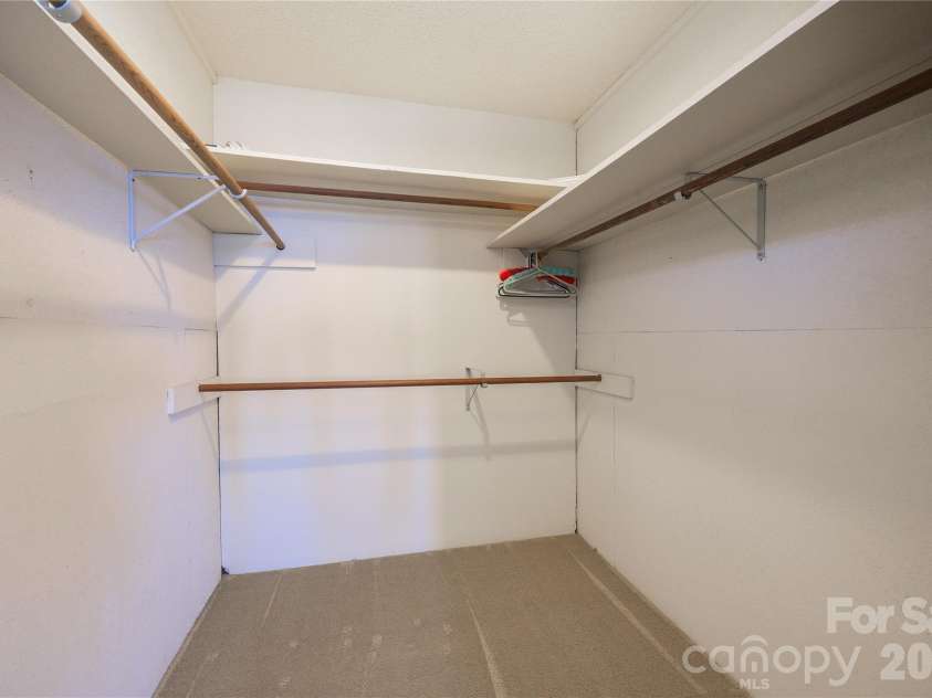 6350 Roscoe Road, Denton, NC 27239.  MLS# CAR4393192, YatesRealty ID 2448. Primary closet
