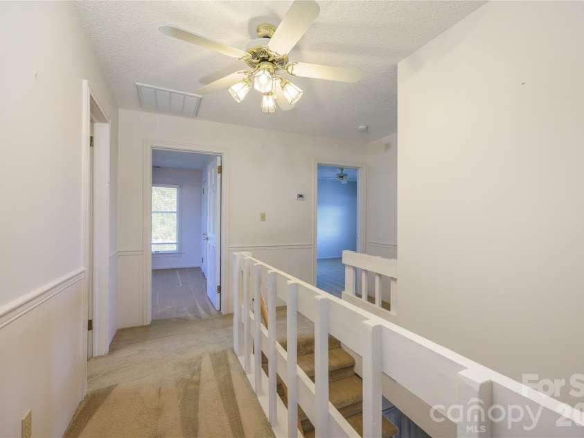 6350 Roscoe Road, Denton, NC 27239.  MLS# CAR4393192, YatesRealty ID 2448. Upstairs hallway