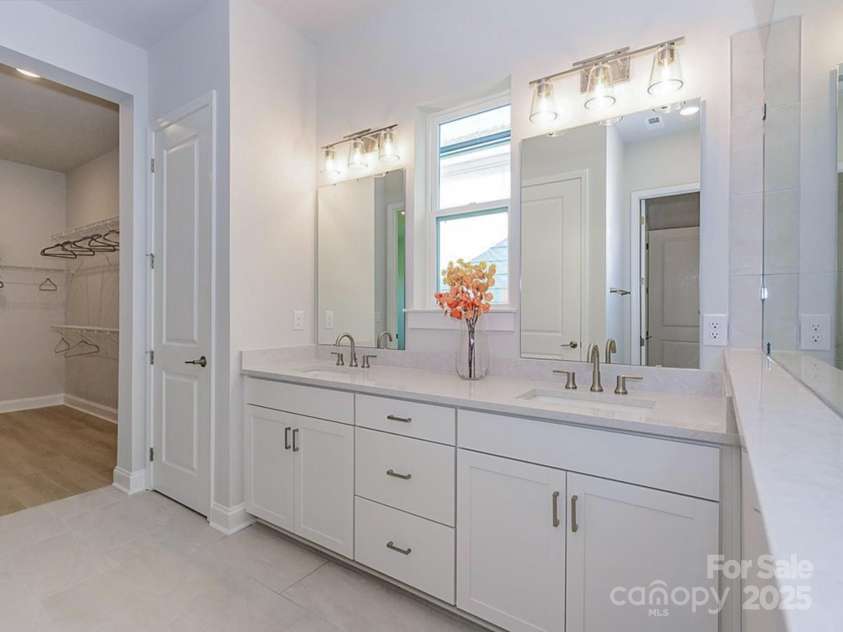 1038 Idyllic Lane, Waxhaw, NC 28173.  MLS# CAR4331673, YatesRealty ID 24480. Primary Bathroom