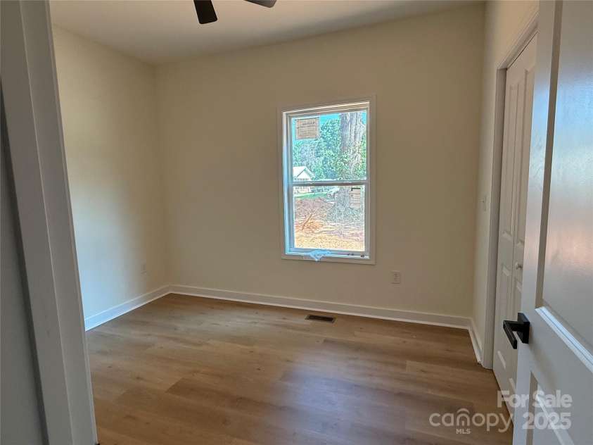 613 3rd Street Place, Conover, NC 28613.  MLS# CAR4279021, YatesRealty ID 24480. 