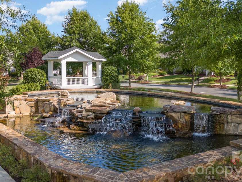 18421 Neville Avenue, Cornelius, NC 28031.  MLS# CAR4413626, YatesRealty ID 24481. 
