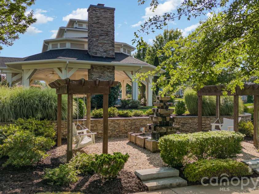 18421 Neville Avenue, Cornelius, NC 28031.  MLS# CAR4413626, YatesRealty ID 24481. 