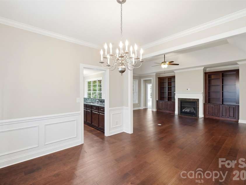 18421 Neville Avenue, Cornelius, NC 28031.  MLS# CAR4413626, YatesRealty ID 24481. Formal Dining Room