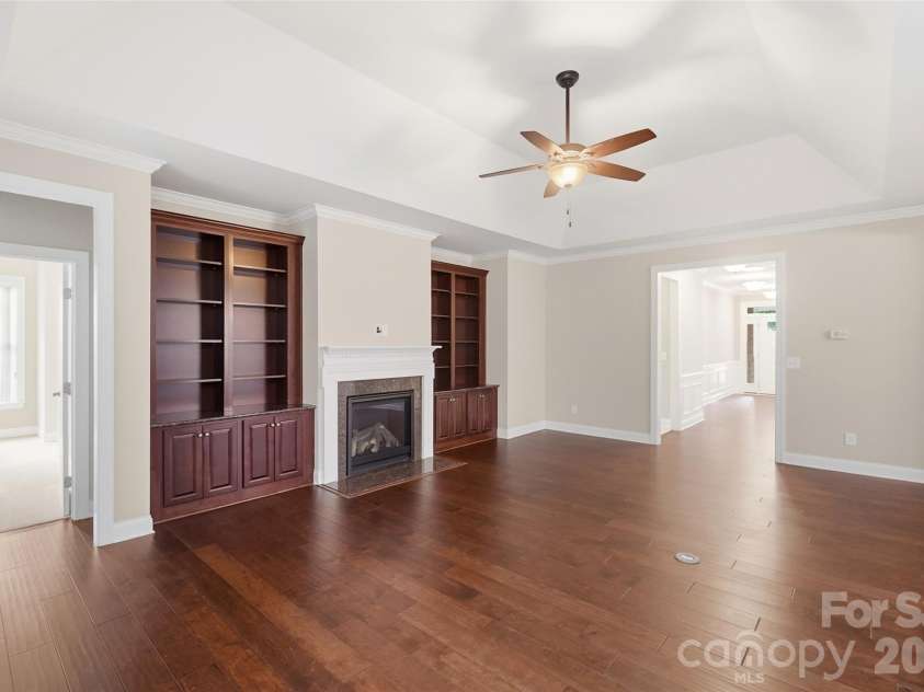 18421 Neville Avenue, Cornelius, NC 28031.  MLS# CAR4413626, YatesRealty ID 24481. Great Room