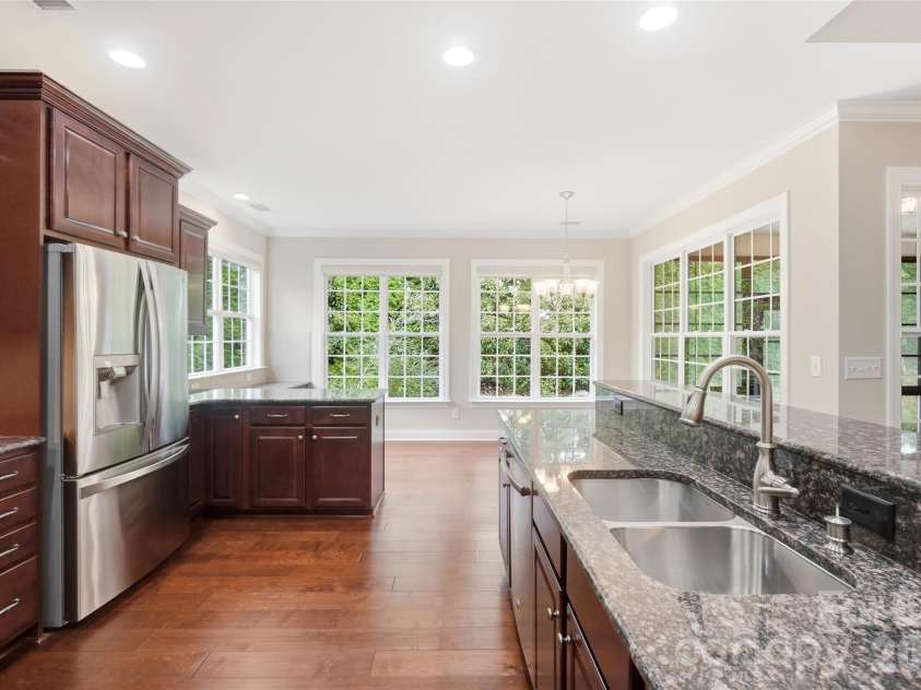 18421 Neville Avenue, Cornelius, NC 28031.  MLS# CAR4413626, YatesRealty ID 24481. Kitchen