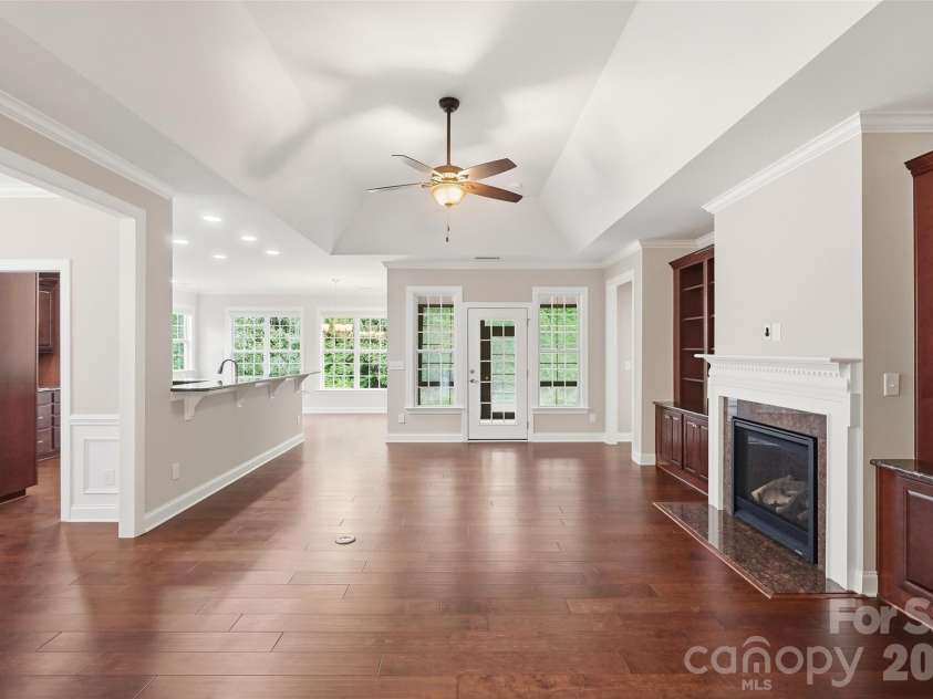 18421 Neville Avenue, Cornelius, NC 28031.  MLS# CAR4413626, YatesRealty ID 24481. Open Floor Plan