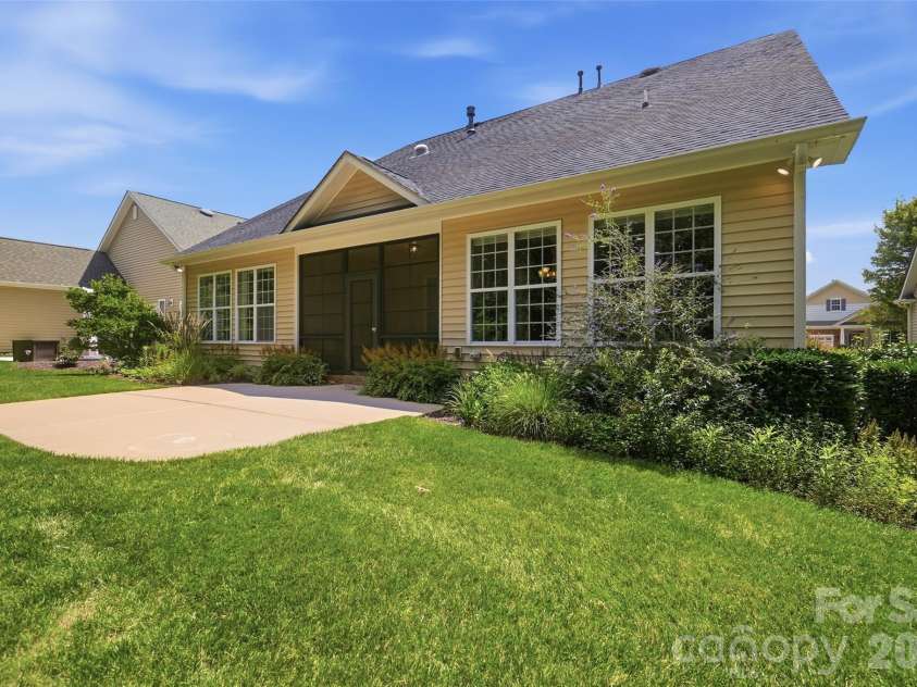 18421 Neville Avenue, Cornelius, NC 28031.  MLS# CAR4413626, YatesRealty ID 24481. Patio