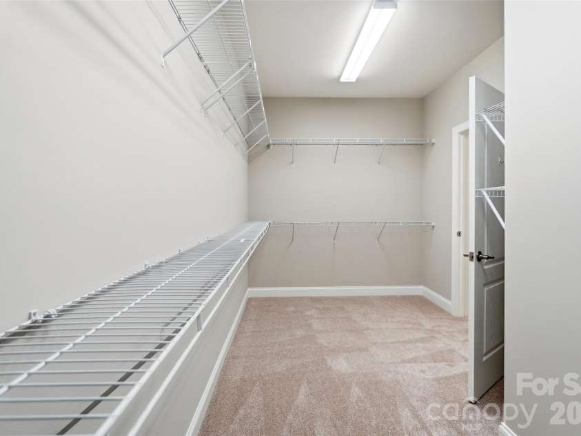 18421 Neville Avenue, Cornelius, NC 28031.  MLS# CAR4413626, YatesRealty ID 24481. Wal in Closet