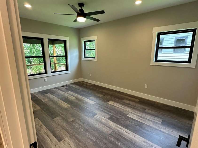 203 1 Oconeechee Avenue, Black Mountain, NC 28711.  MLS# CAR4278596, YatesRealty ID 24481. Bedroom/Bonus