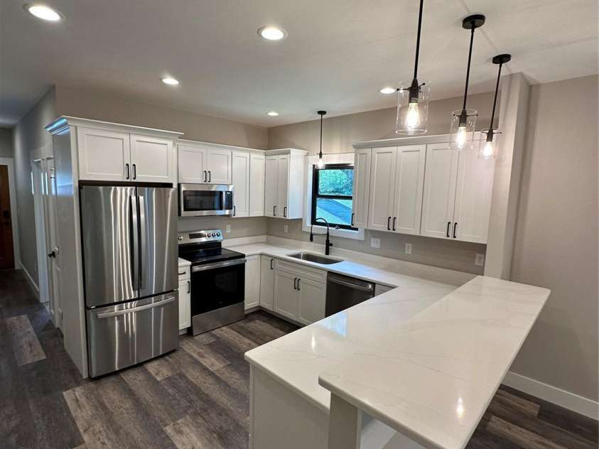 203 1 Oconeechee Avenue, Black Mountain, NC 28711.  MLS# CAR4278596, YatesRealty ID 24481. Kitchen