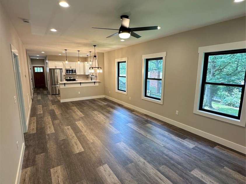 203 1 Oconeechee Avenue, Black Mountain, NC 28711.  MLS# CAR4278596, YatesRealty ID 24481. Living Room