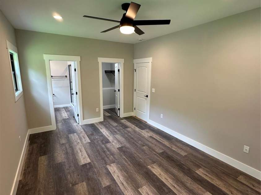 203 1 Oconeechee Avenue, Black Mountain, NC 28711.  MLS# CAR4278596, YatesRealty ID 24481. Primary Bedroom