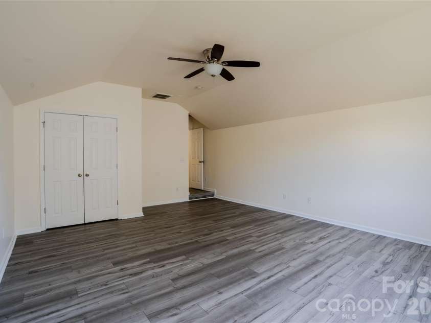 6002 Brook Valley Run, Monroe, NC 28110.  MLS# CAR4353854, YatesRealty ID 24482. 