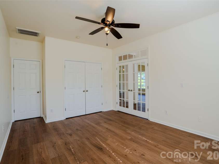 6002 Brook Valley Run, Monroe, NC 28110.  MLS# CAR4353854, YatesRealty ID 24482. Flex room