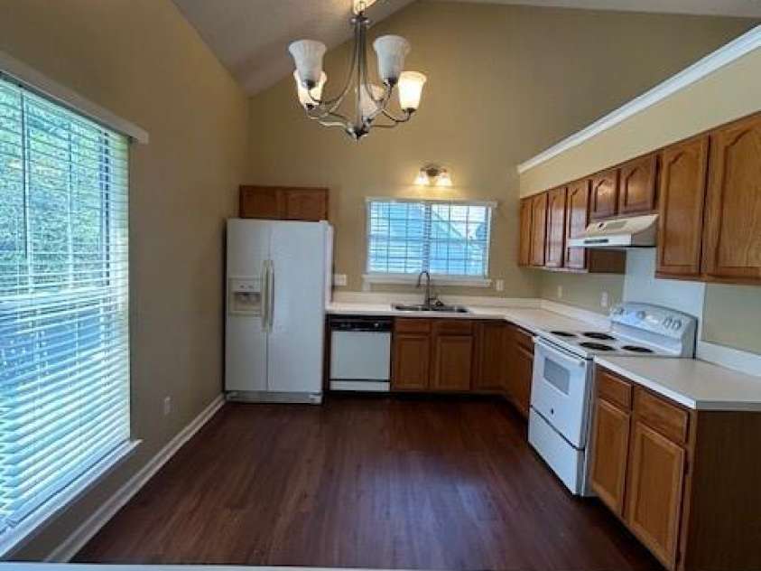 8901 Clifton Meadow Drive, Matthews, NC 28105.  MLS# CAR4266565, YatesRealty ID 24482. 