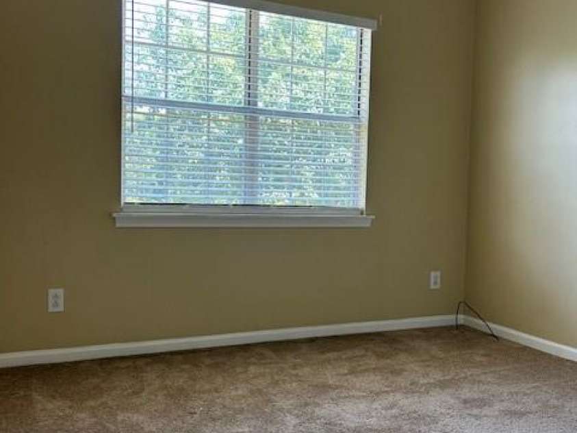 8901 Clifton Meadow Drive, Matthews, NC 28105.  MLS# CAR4266565, YatesRealty ID 24482. 