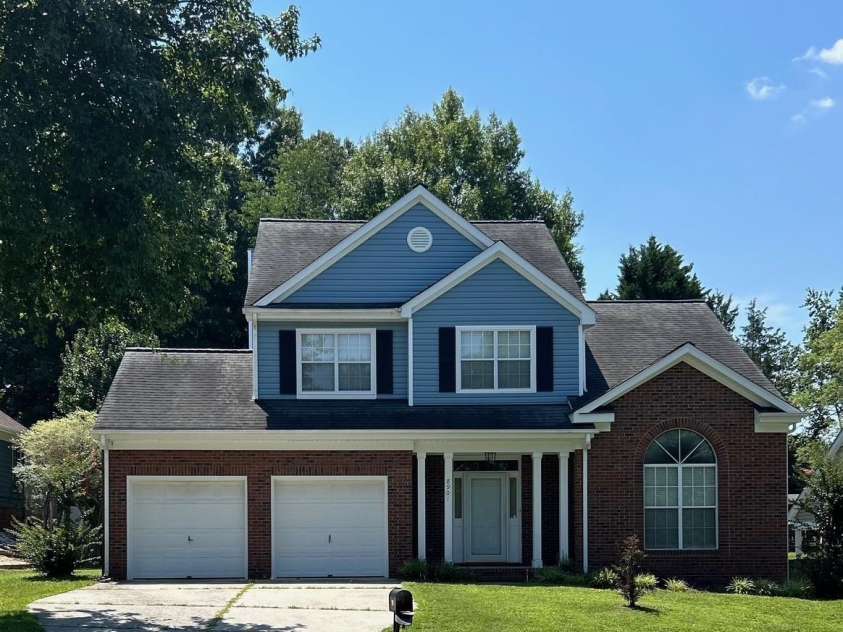 8901 Clifton Meadow Drive, Matthews, NC 28105.  MLS# CAR4266565, YatesRealty ID 24482. 