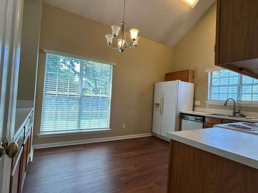8901 Clifton Meadow Drive, Matthews, NC 28105.  MLS# CAR4266565, YatesRealty ID 24482. 