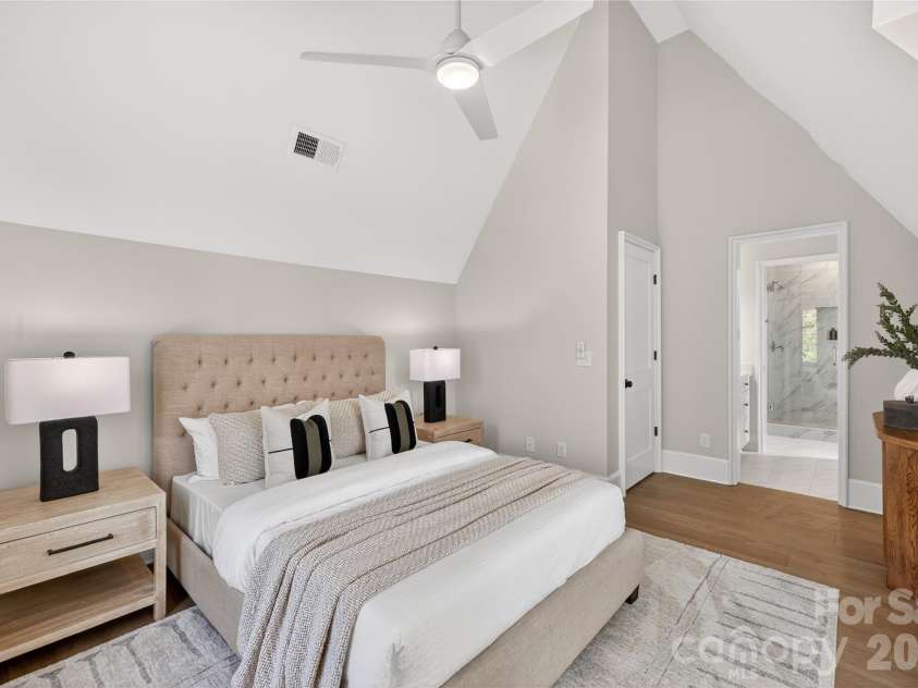 914 Edinburgh Lane, Charlotte, NC 28209.  MLS# CAR4363444, YatesRealty ID 24484. Bedroom 3