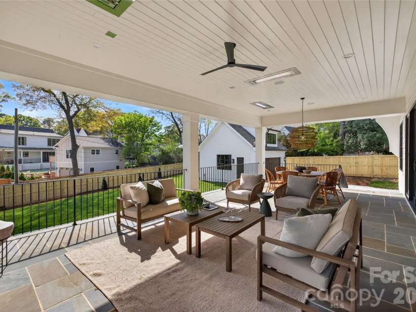 914 Edinburgh Lane, Charlotte, NC 28209.  MLS# CAR4363444, YatesRealty ID 24484. Patio