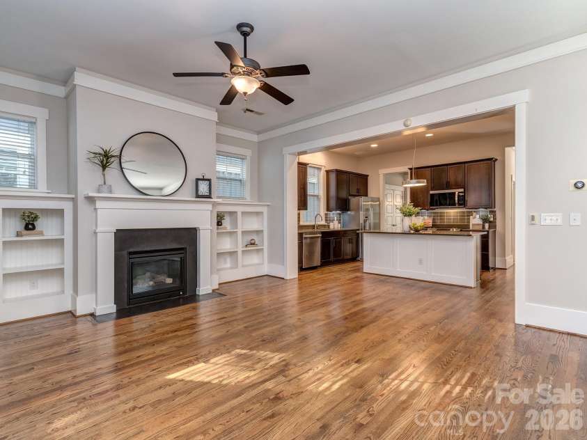 1427 Tippah Park Court, Charlotte, NC 28205.  MLS# CAR4367196, YatesRealty ID 24485. 