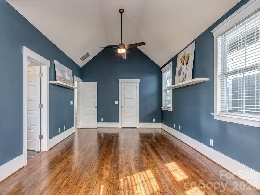 1427 Tippah Park Court, Charlotte, NC 28205.  MLS# CAR4367196, YatesRealty ID 24485. 