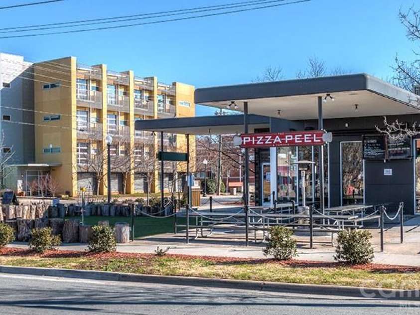 1427 Tippah Park Court, Charlotte, NC 28205.  MLS# CAR4367196, YatesRealty ID 24485. 