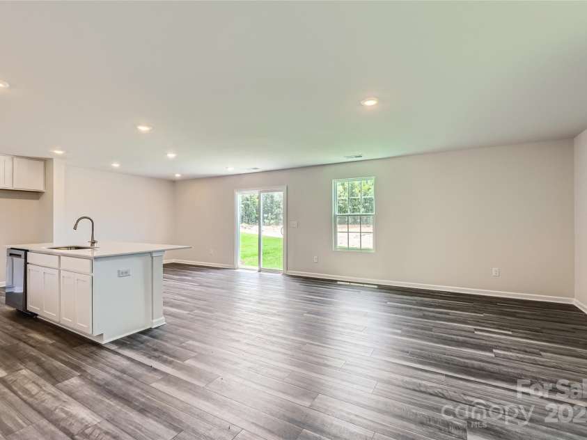 3208 Crawford Avenue, Gastonia, NC 28052.  MLS# CAR4279106, YatesRealty ID 24486. Great Room
