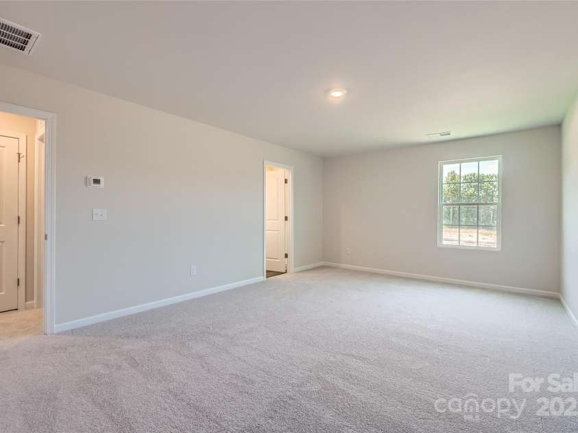 3208 Crawford Avenue, Gastonia, NC 28052.  MLS# CAR4279106, YatesRealty ID 24486. Owners Suite