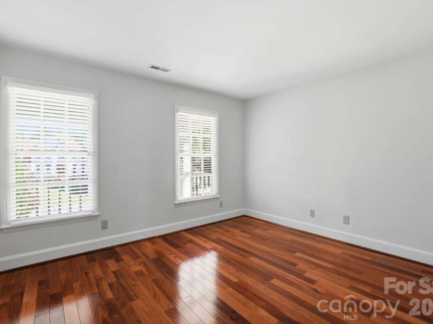 7000 Hollow Oak Drive, Mint Hill, NC 28227.  MLS# CAR4375373, YatesRealty ID 24487. 