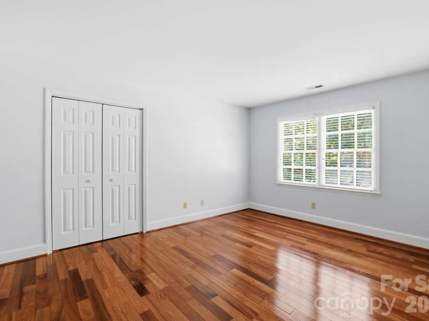7000 Hollow Oak Drive, Mint Hill, NC 28227.  MLS# CAR4375373, YatesRealty ID 24487. 